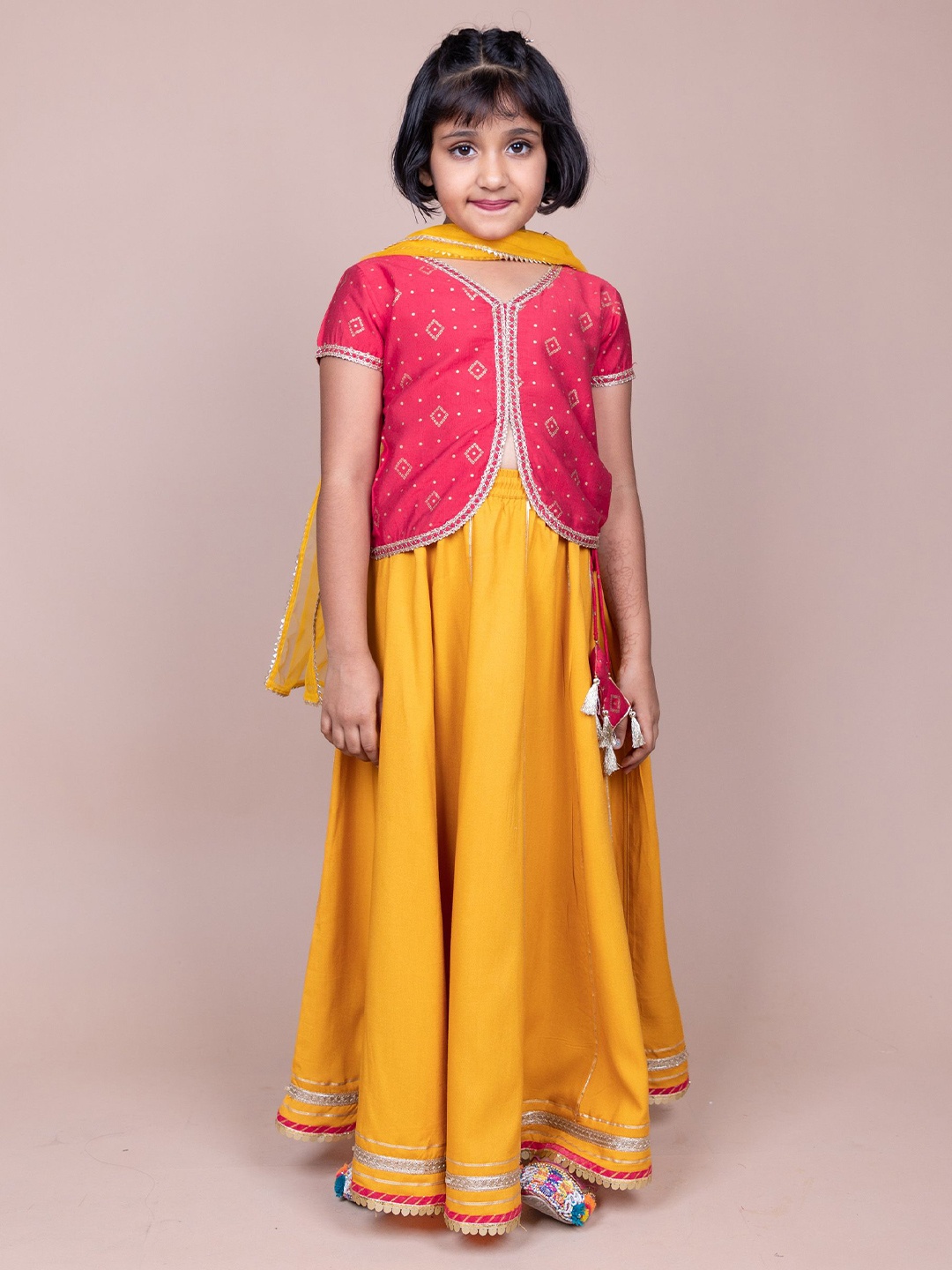 

KASYA Girls Printed Sequinned Ready to Wear Lehenga & Blouse With Dupatta, Red