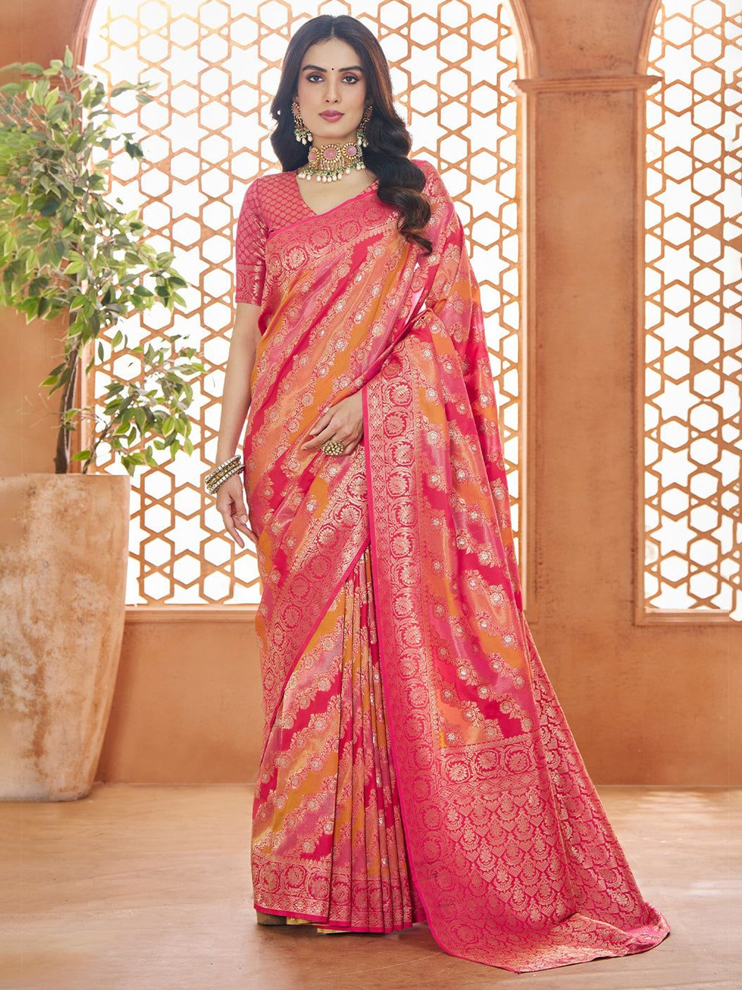 

MySilkLove Woven Design Zari Silk Banarasi Saree, Pink