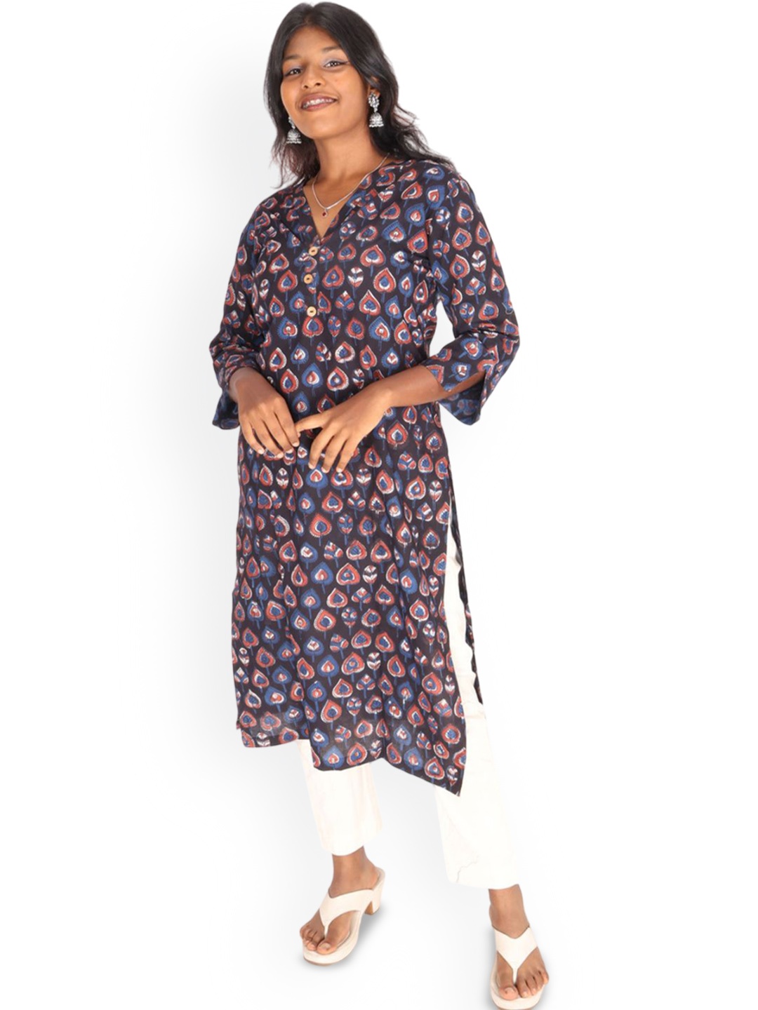 

Avishya Abstract Printed V-Neck Cotton Straight Kurta, Black