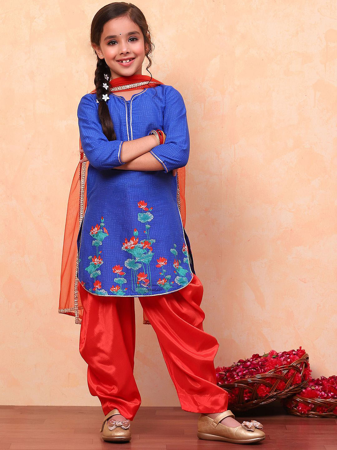 

Biba Girls Floral Printed Pure Cotton Kurta With Salwar & Dupatta, Blue