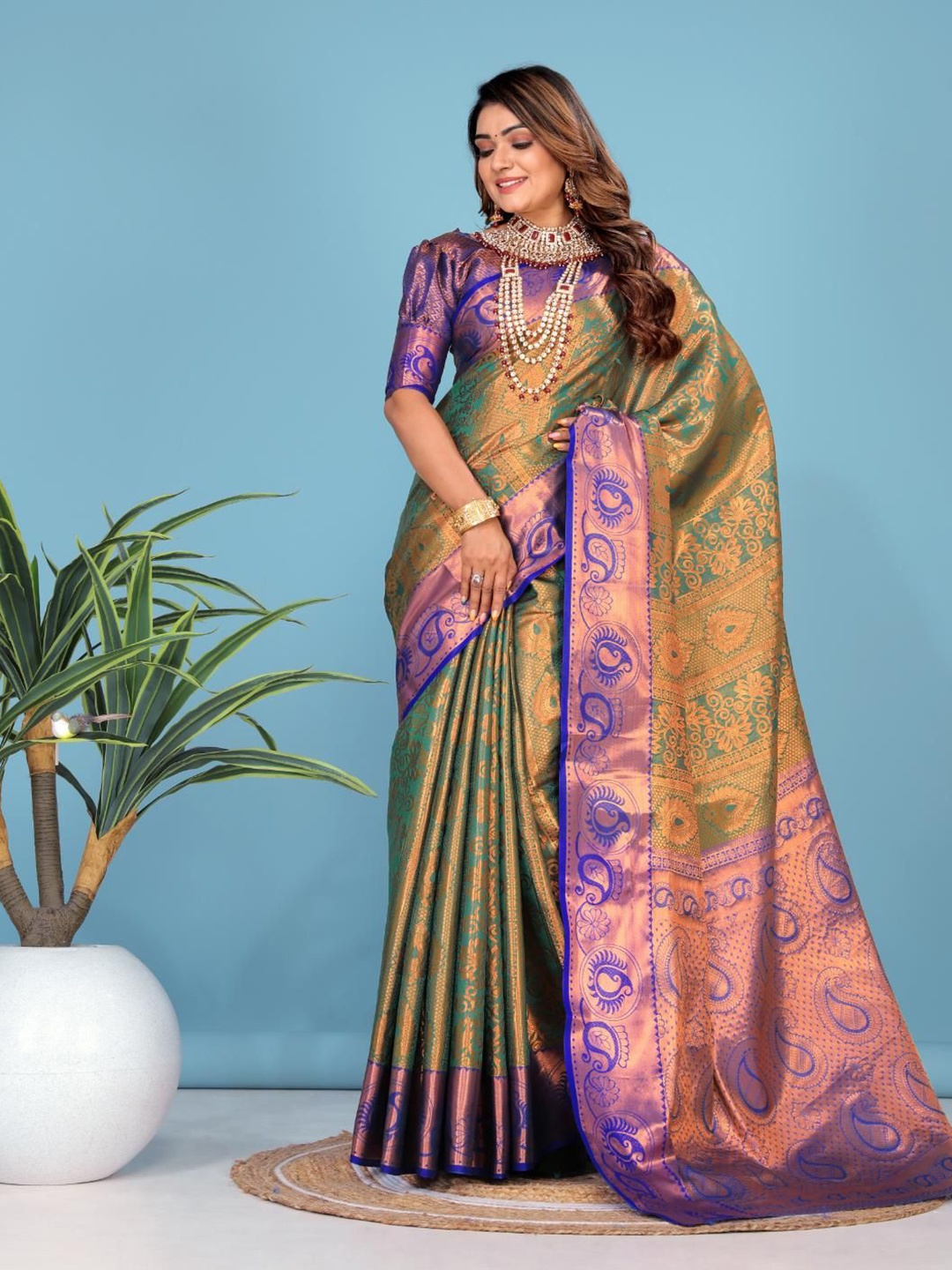 

JAY FASHION Woven Design Zari Kanjeevaram Saree, Green