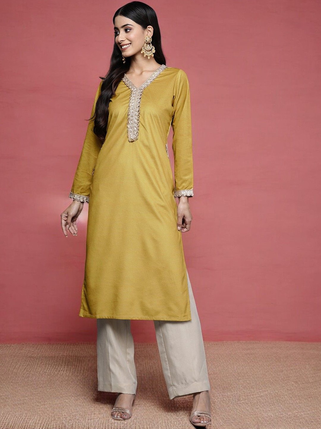 

Ahalyaa Gotta Patti Velvet Straight Kurta, Mustard