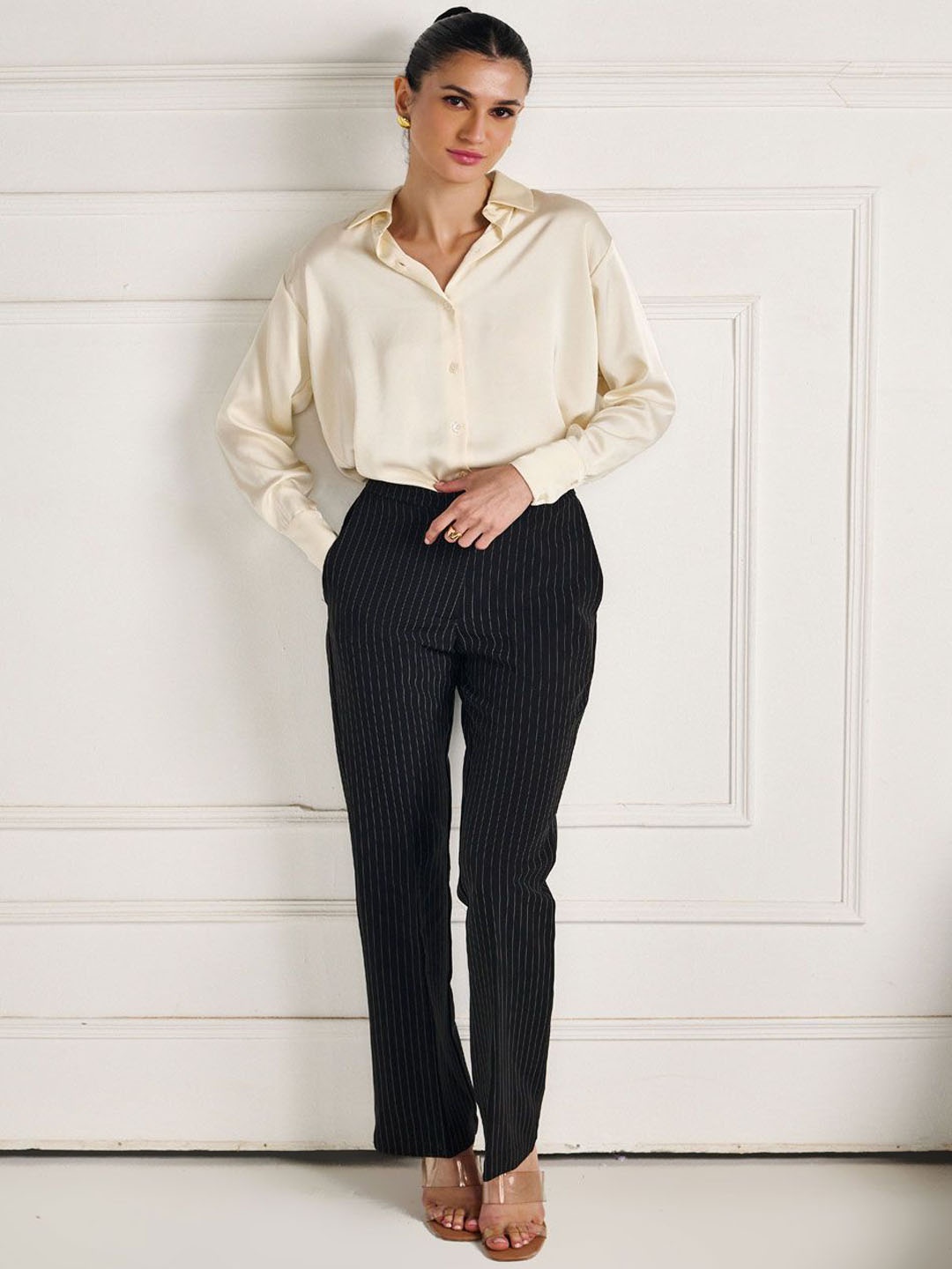

DELAN Women Striped High-Rise Easy Wash Trousers, Black