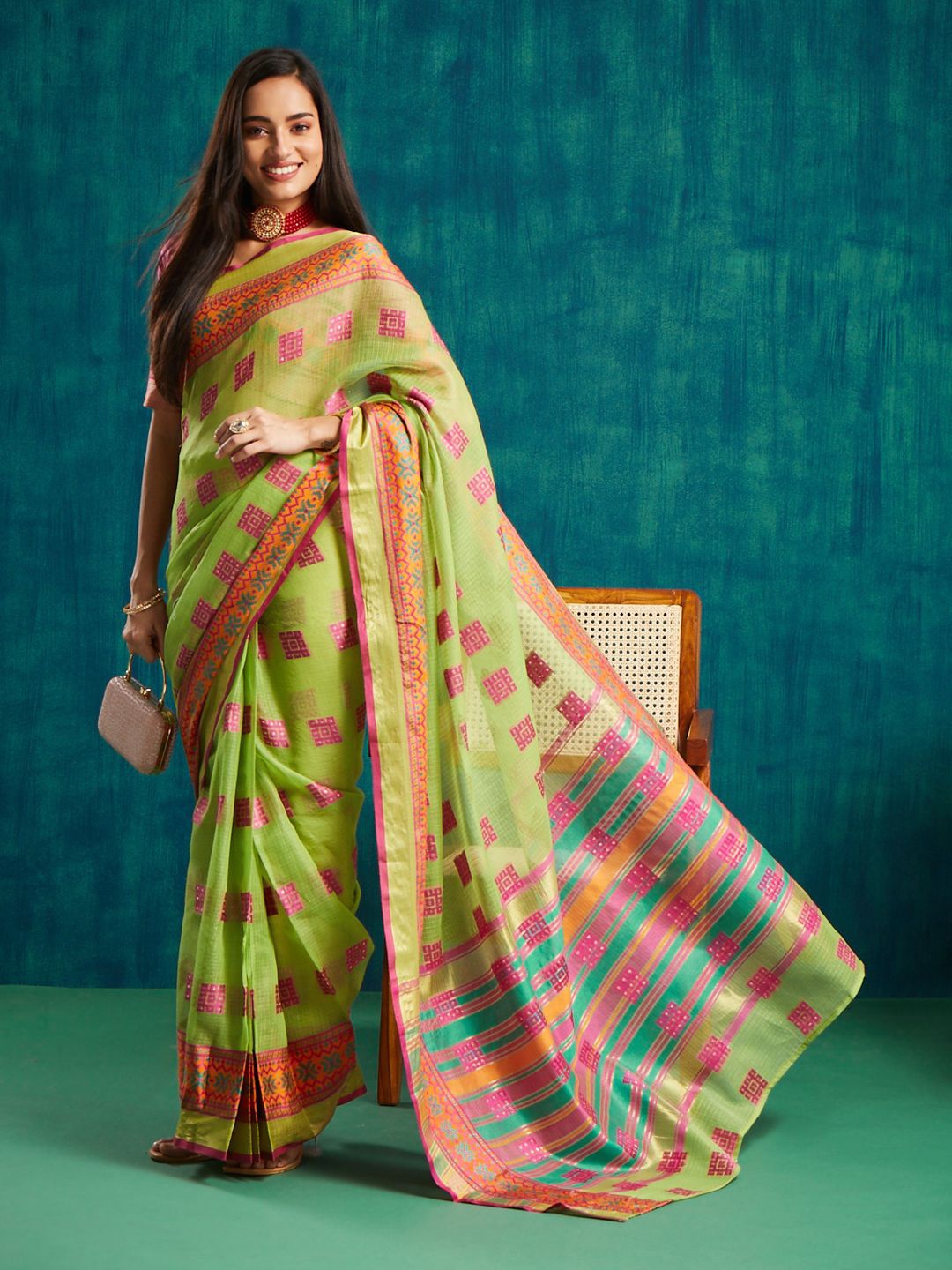 

RACHNA Checked Ready to Wear Dharmavaram Saree, Green
