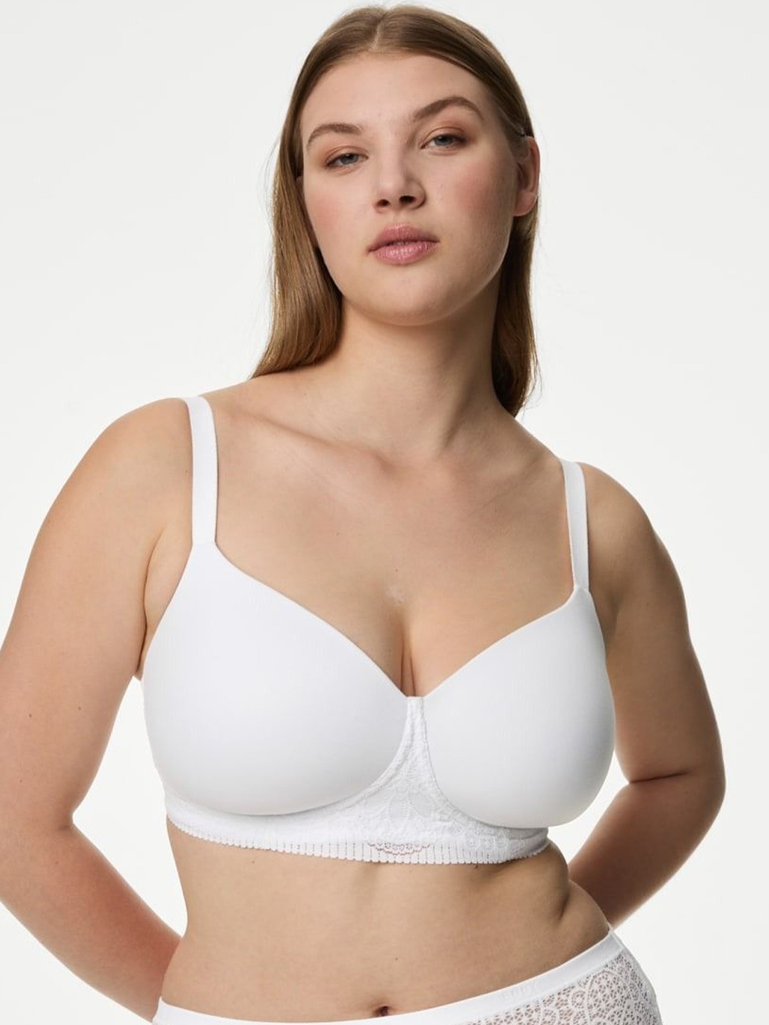 

Marks & Spencer Full Coverage Lightly Padded Everyday Bra, White