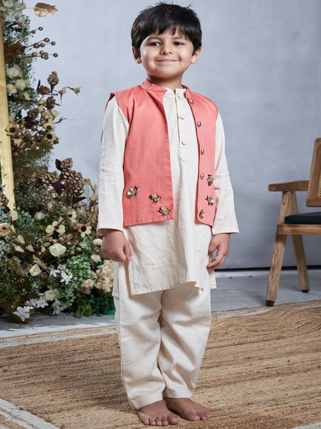 

Vivedkids Boys Beads & Stones Straight Pure Cotton Kurta With Trousers & Jacket, Beige