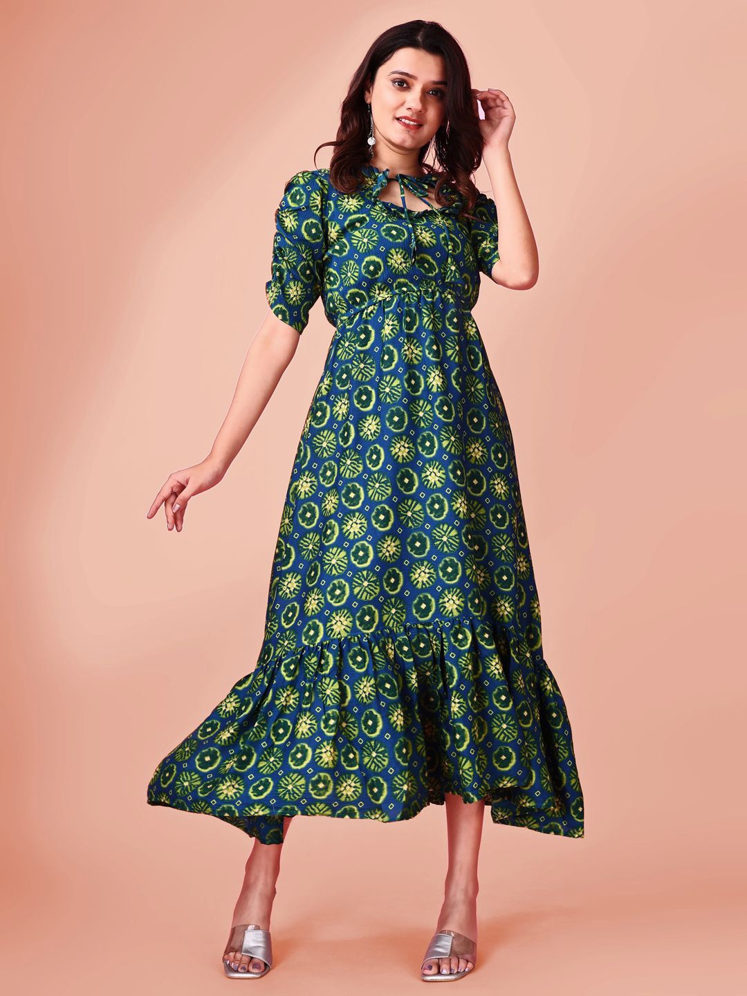 

VAAZI CREATOR Women Floral Printed Tie-up Neck Empire Midi Dress, Green