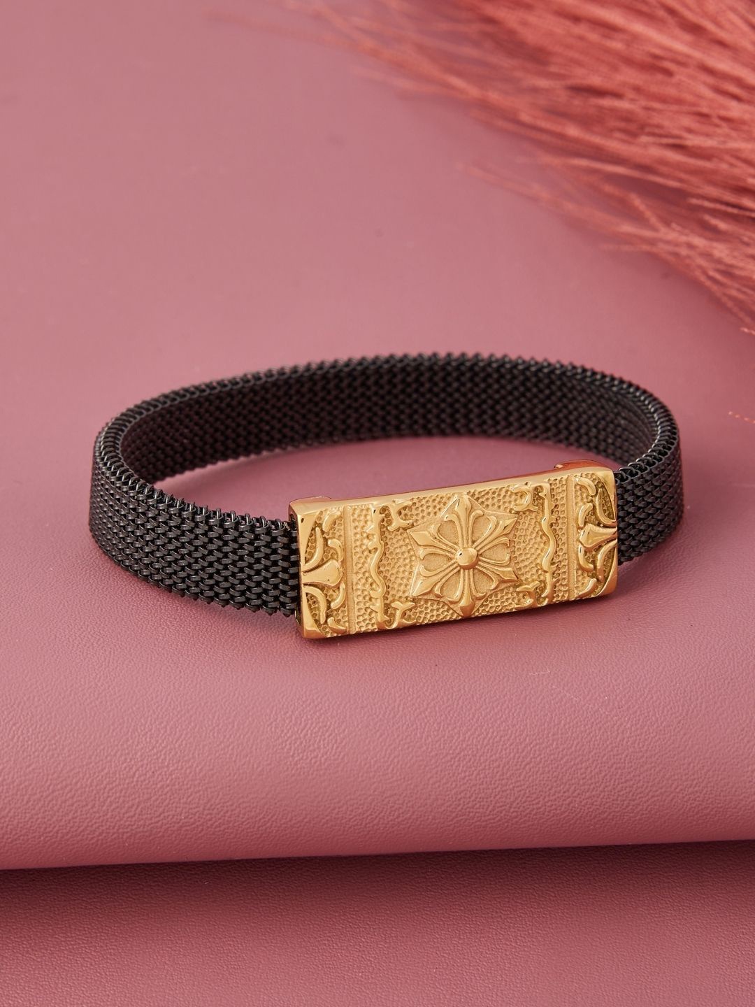 

PYLON Men Floralis Classic Stainless Steel Elasticated Bracelet, Gold