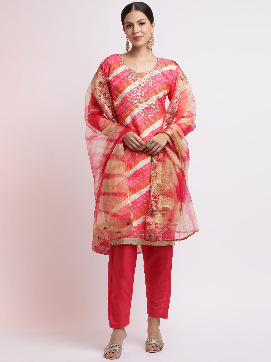 

Jaipur Kurti Women Leheriya Embroidered Regular Kurti with Trousers & With Dupatta, Pink