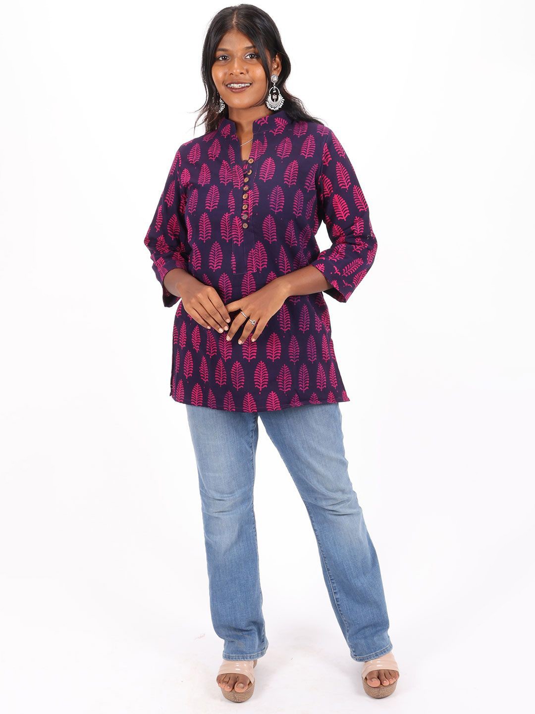 

Avishya Women Printed Mandarin Collar Printed Tunic, Purple