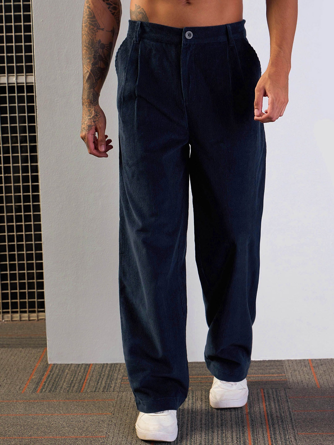 

MASCLN SASSAFRAS Men Comfort Loose Fit Pleated Wide Leg Trousers, Navy blue