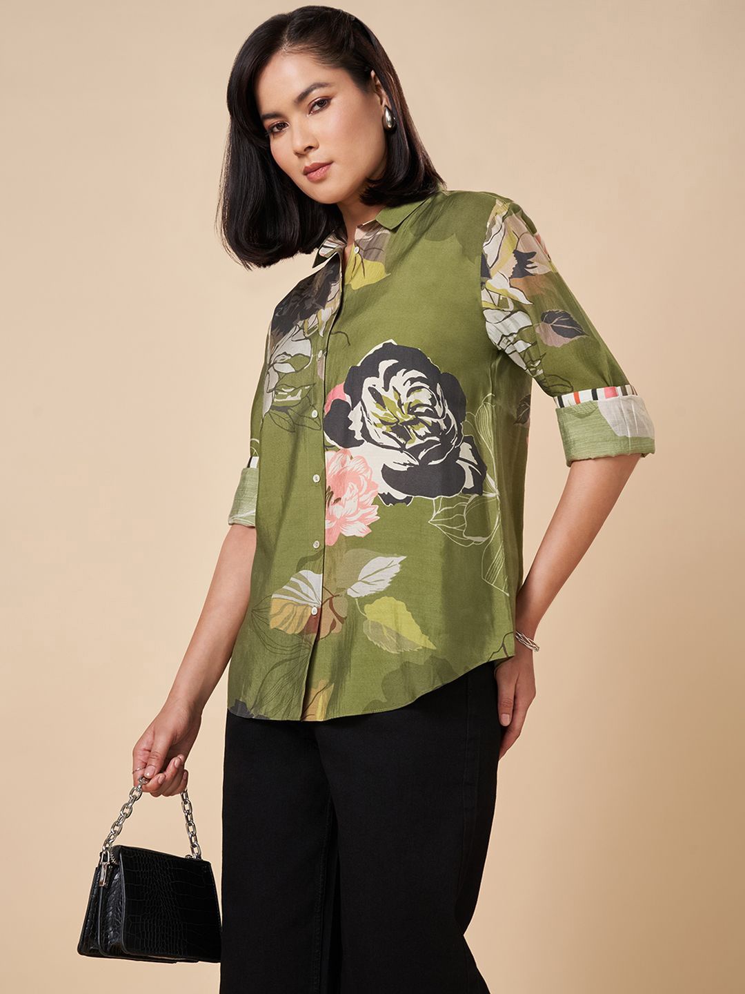 

Marigold Lane Women Floral Printed Shirt Style Top, Green