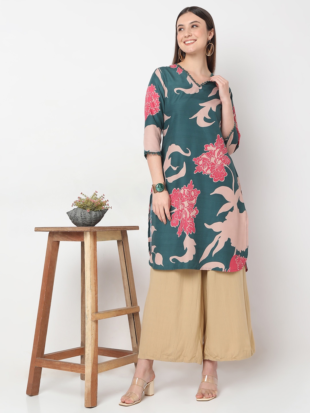 

NYLANGAN Floral Printed A Line Kurta, Green