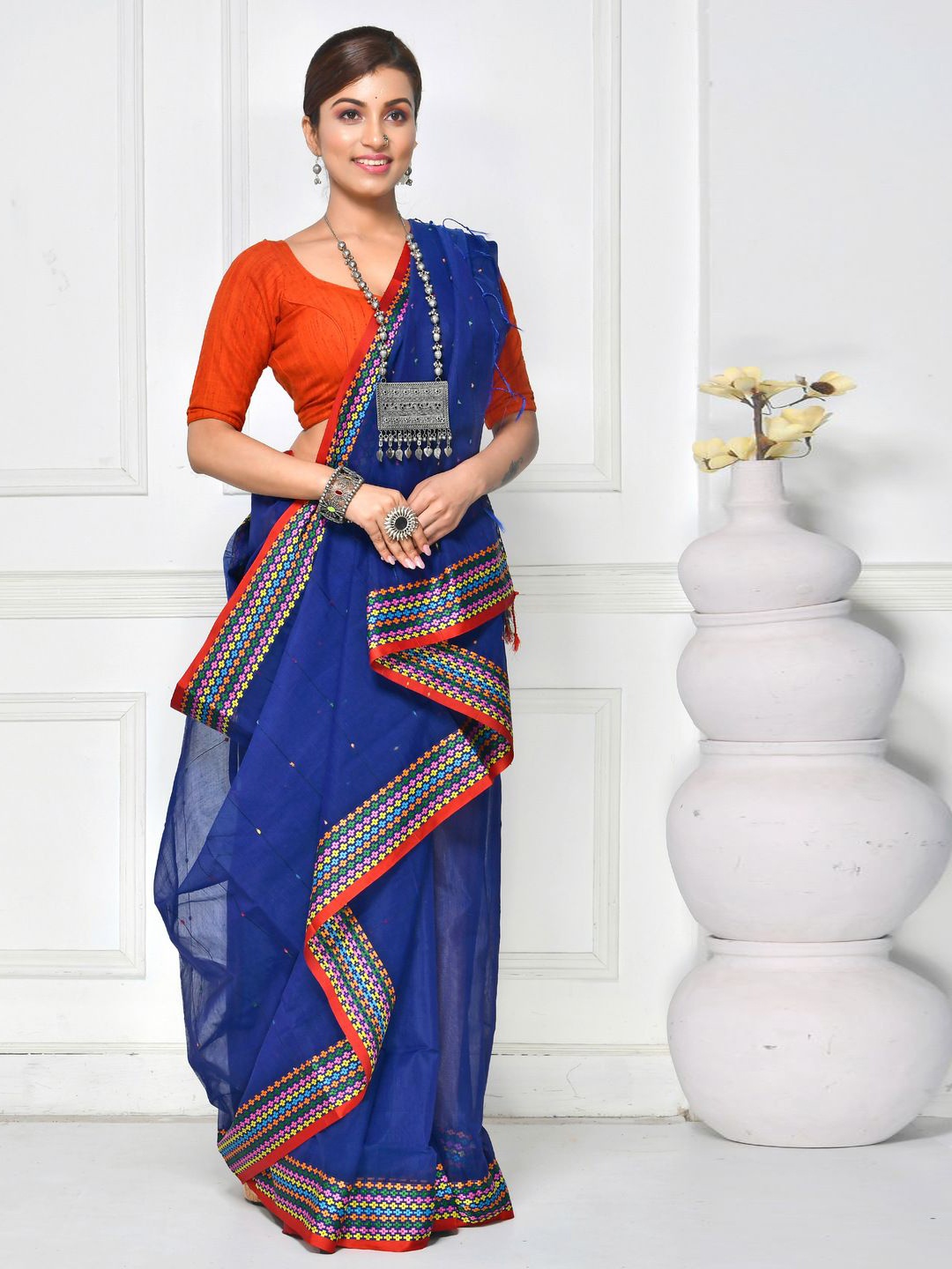 

Crochetin Woven Design Saree, Blue