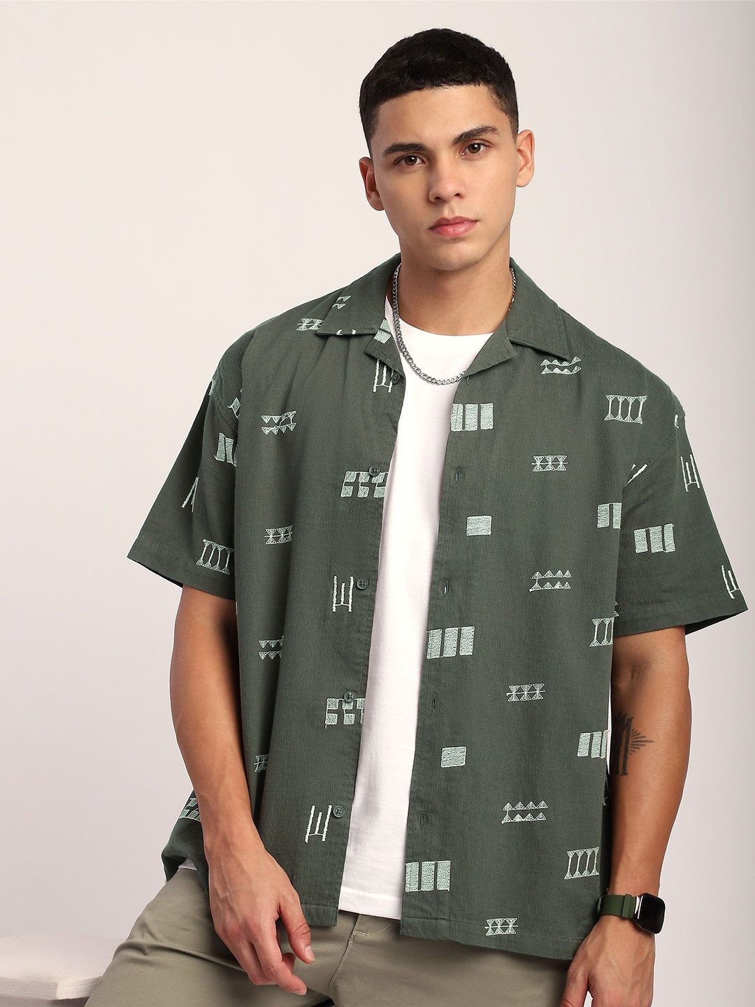 

Beyoung Men Cuban Collar Conversational Printed Cotton Casual Shirt, Green