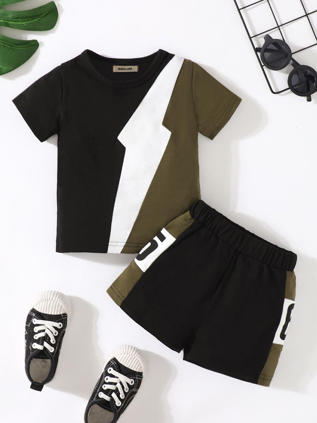 

INCLUD Boys Colourblocked Round Neck Short Sleeves T-Shirt With Shorts, Black