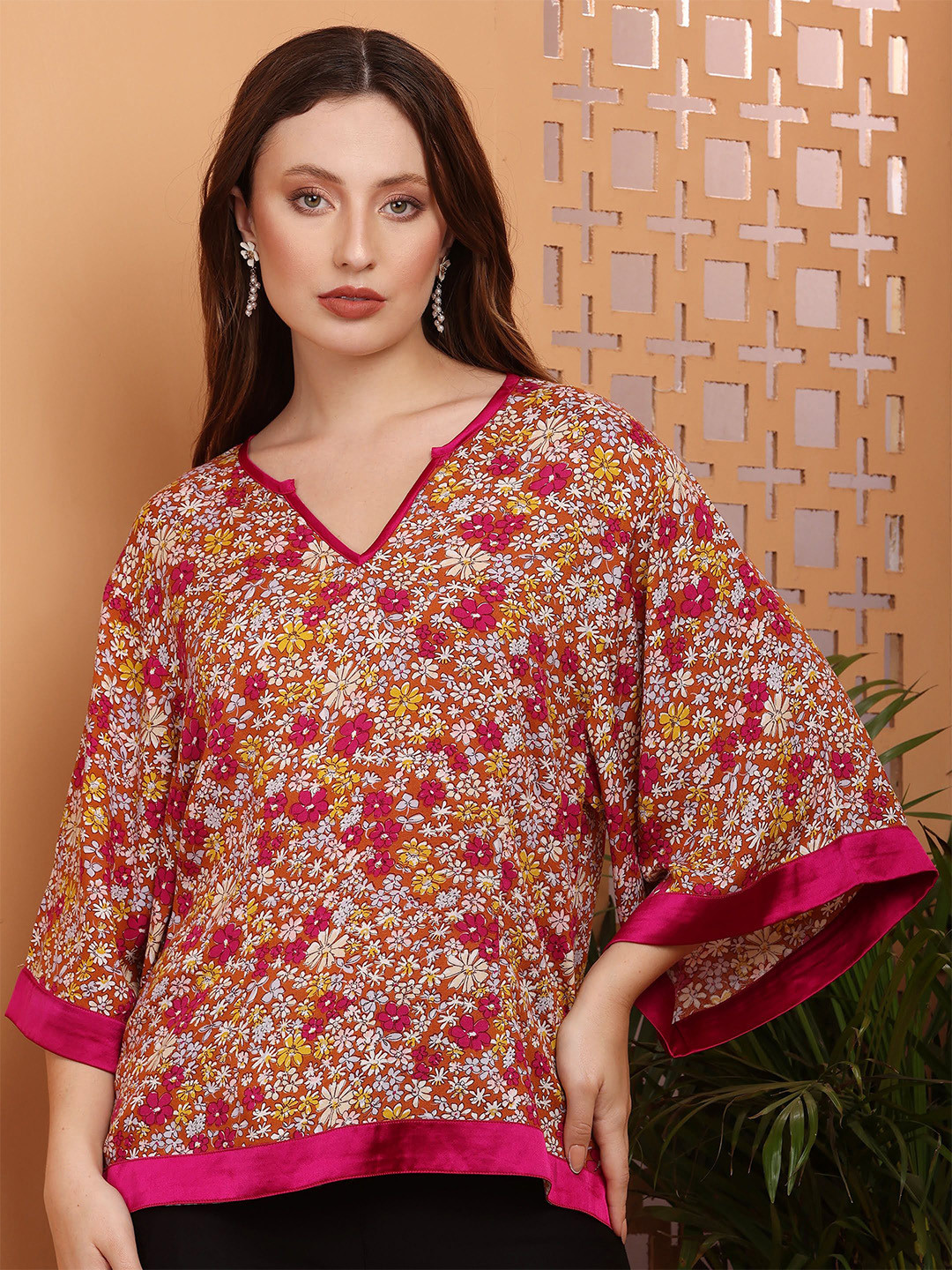 

DEBONATELLA Women Floral Printed Flared Sleeve Top, Pink