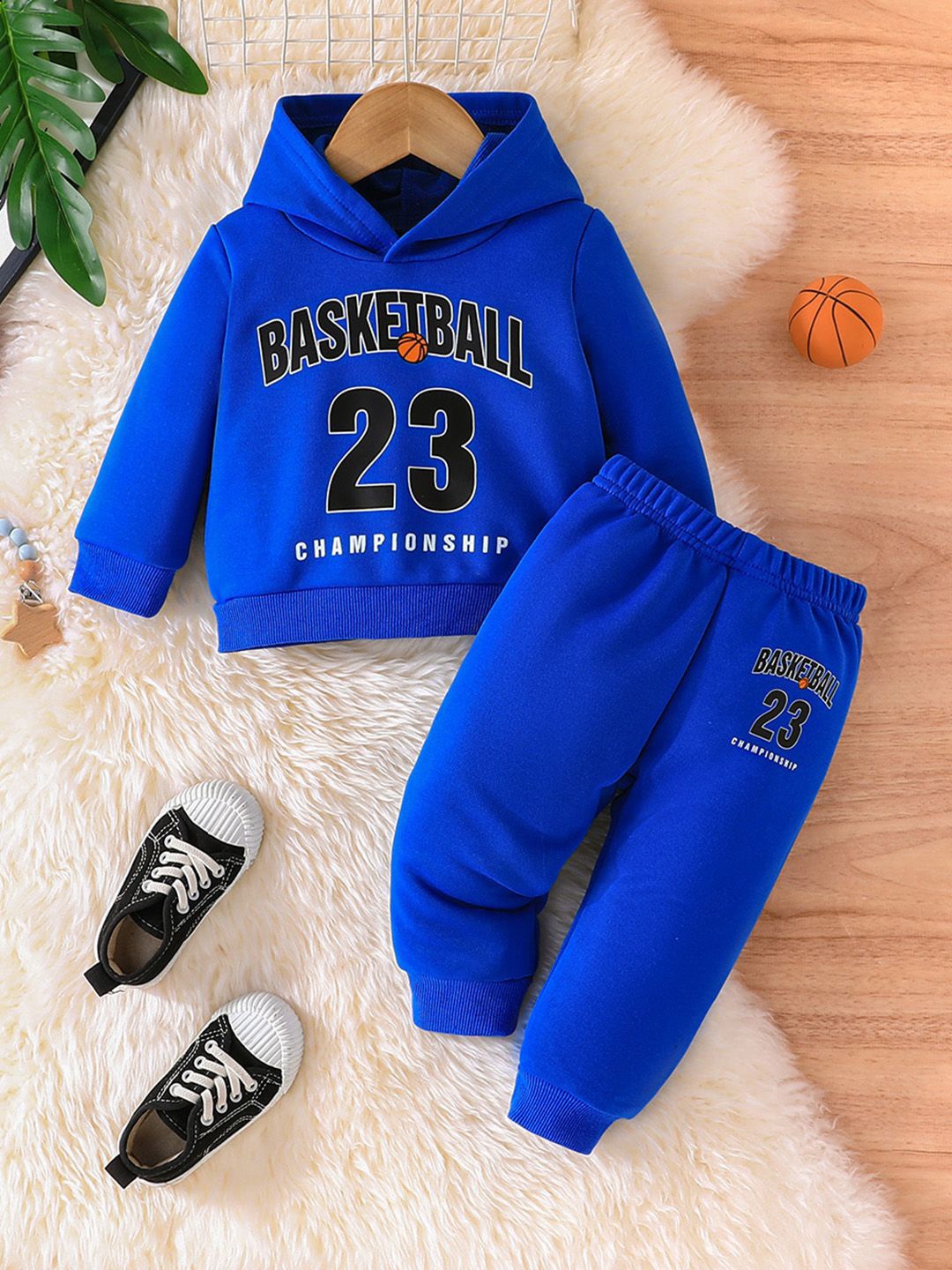 

INCLUD Boys Typography Printed Hooded Long Sleeves Sweatshirt & jogger, Blue