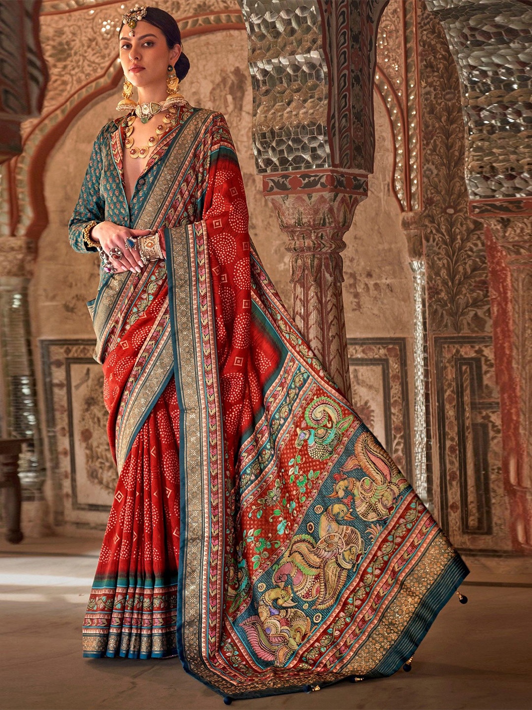

MySilkLove Beads and Stones Silk Blend Patola Saree, Red
