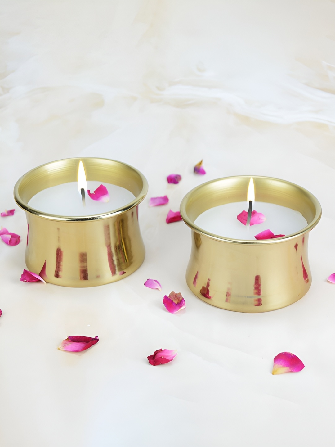 

Maison Modern Gold Toned 2 Pieces Cosmos Scented Metal Jar Candles