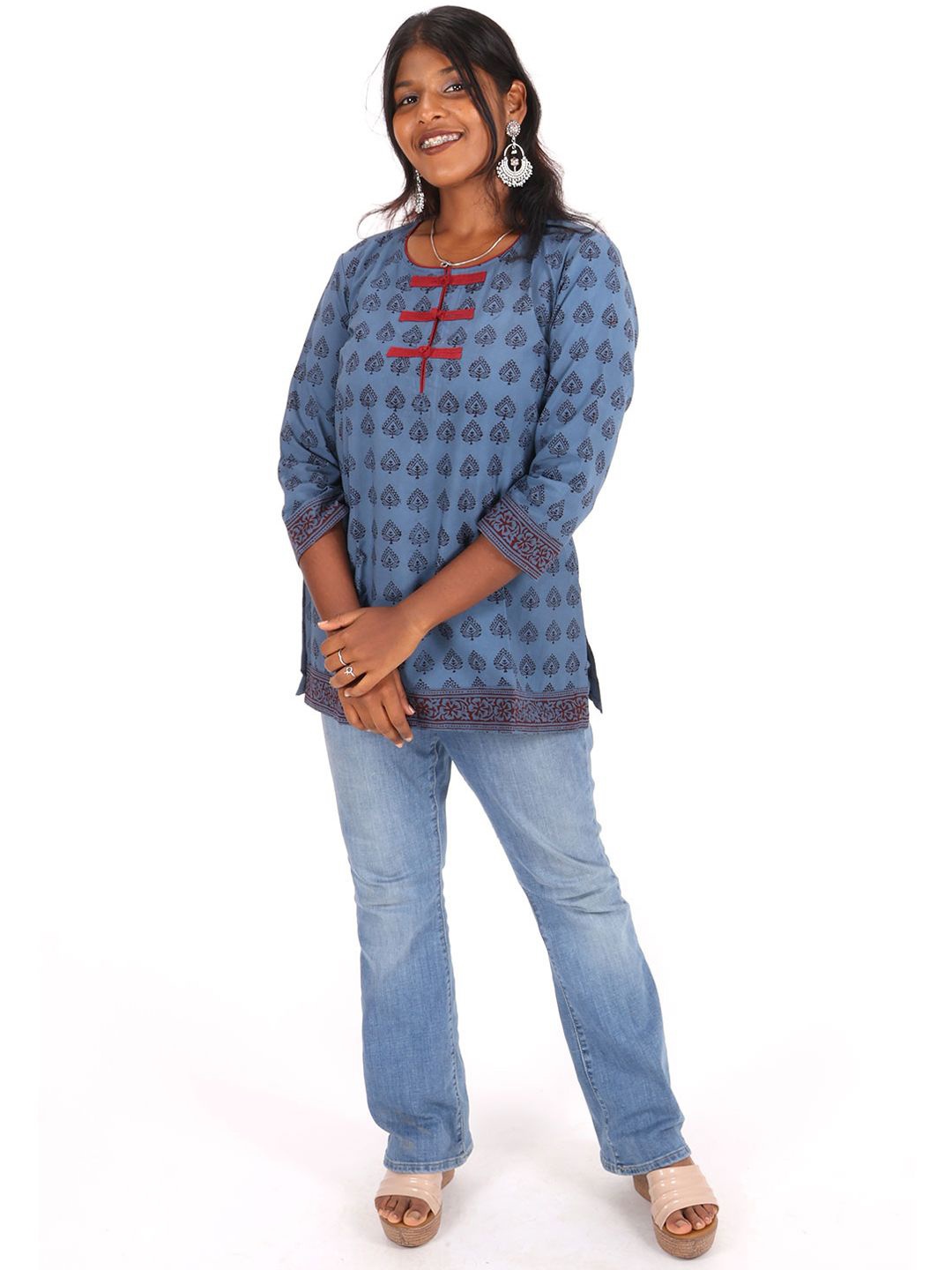 

Avishya Ethnic Motifs Printed Pure Cotton Handloom Casual Kurti, Blue