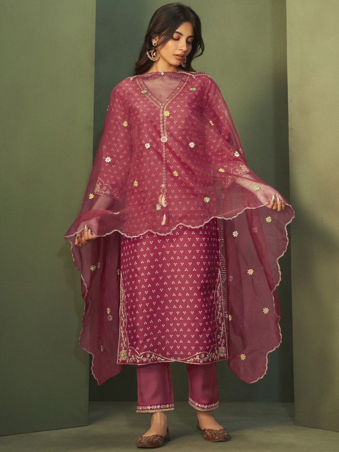 

AUTUMN LANE Bandhani Printed Cotton Silk Straight Kurta With Trousers & Dupatta, Red