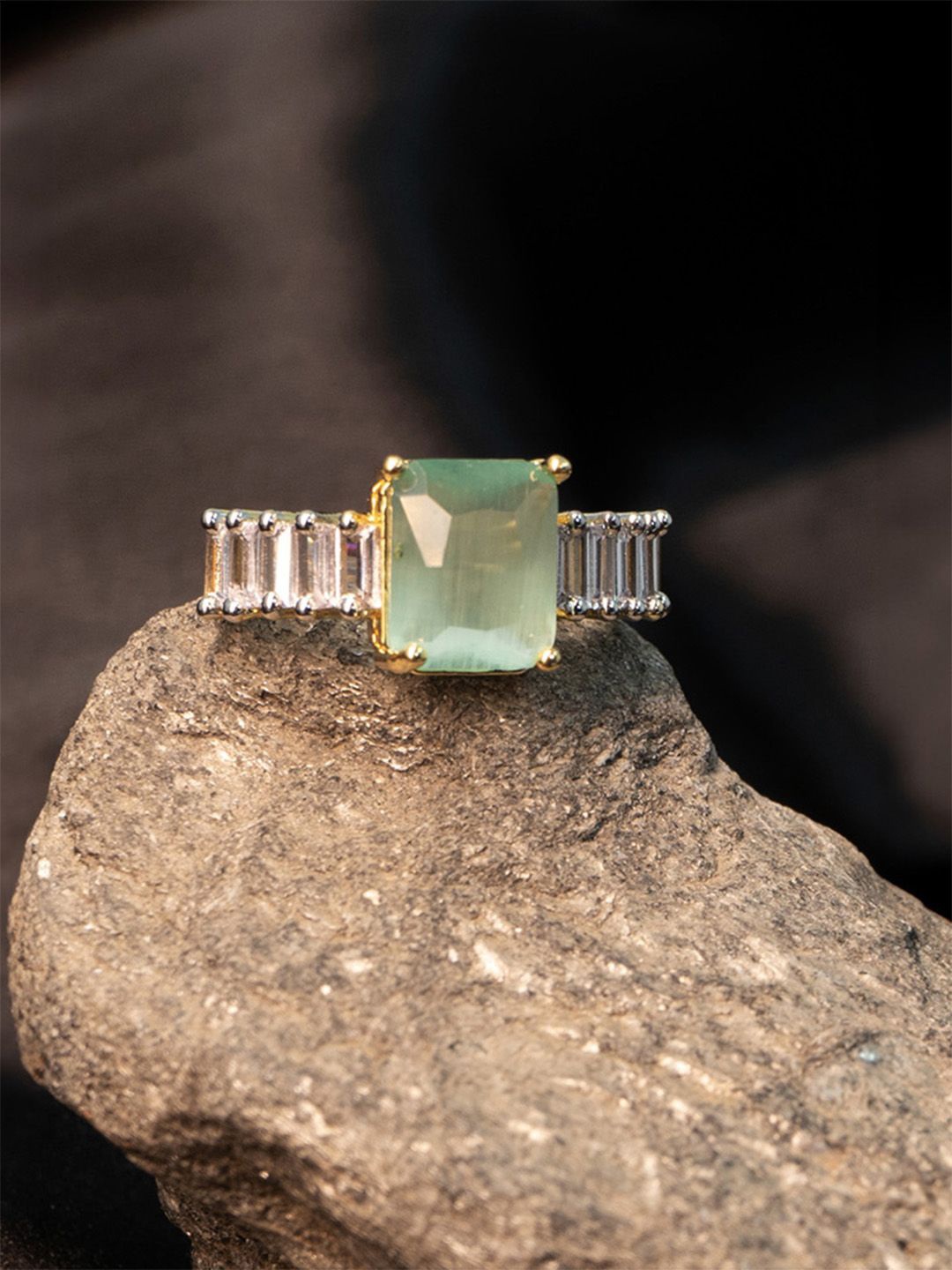 

SHARLEEZ Gold-Plated American Diamond-Studded Finger Ring