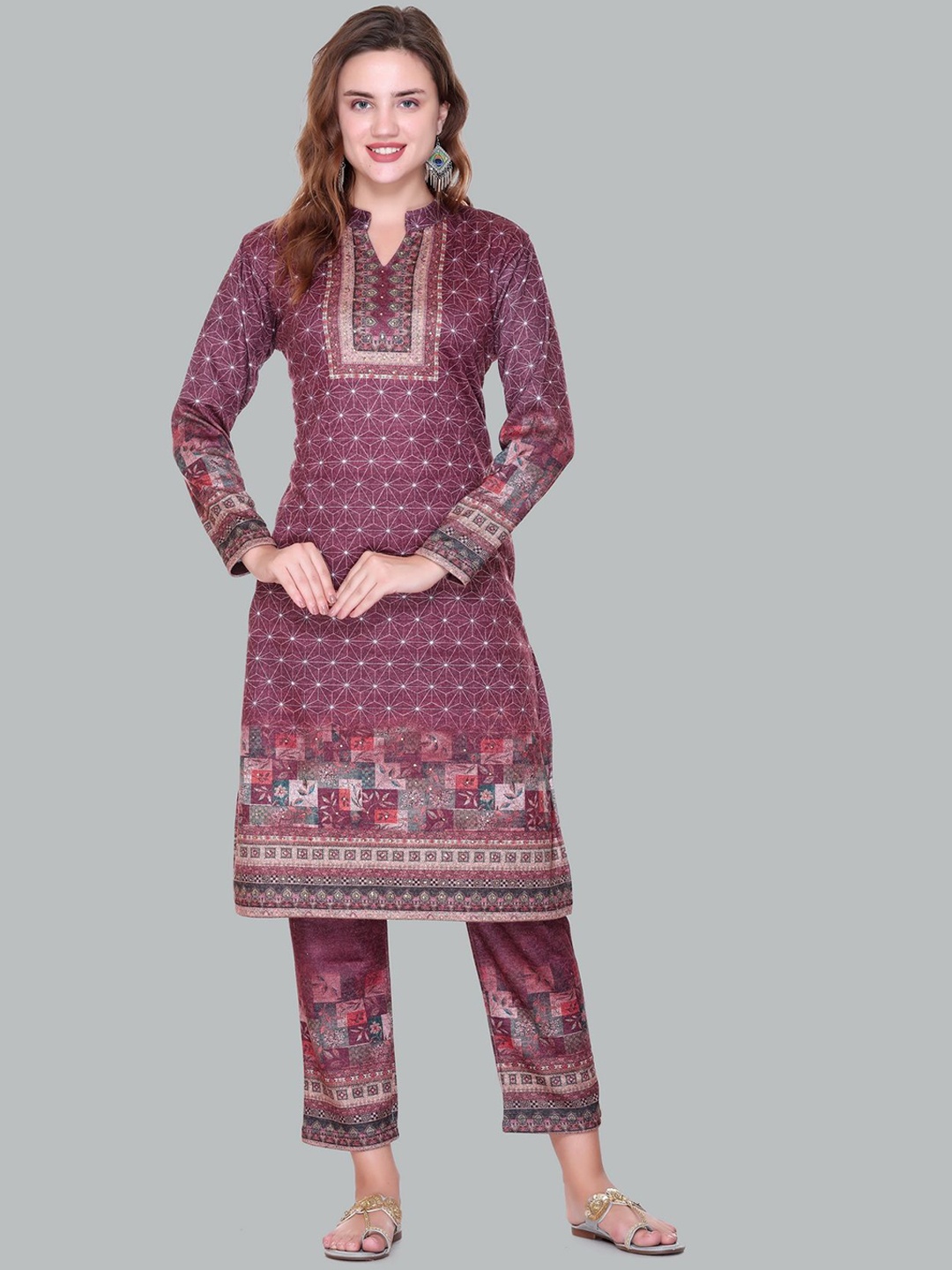 

Melvin Floral Printed Kurta with Trouser & Dupatta, Maroon