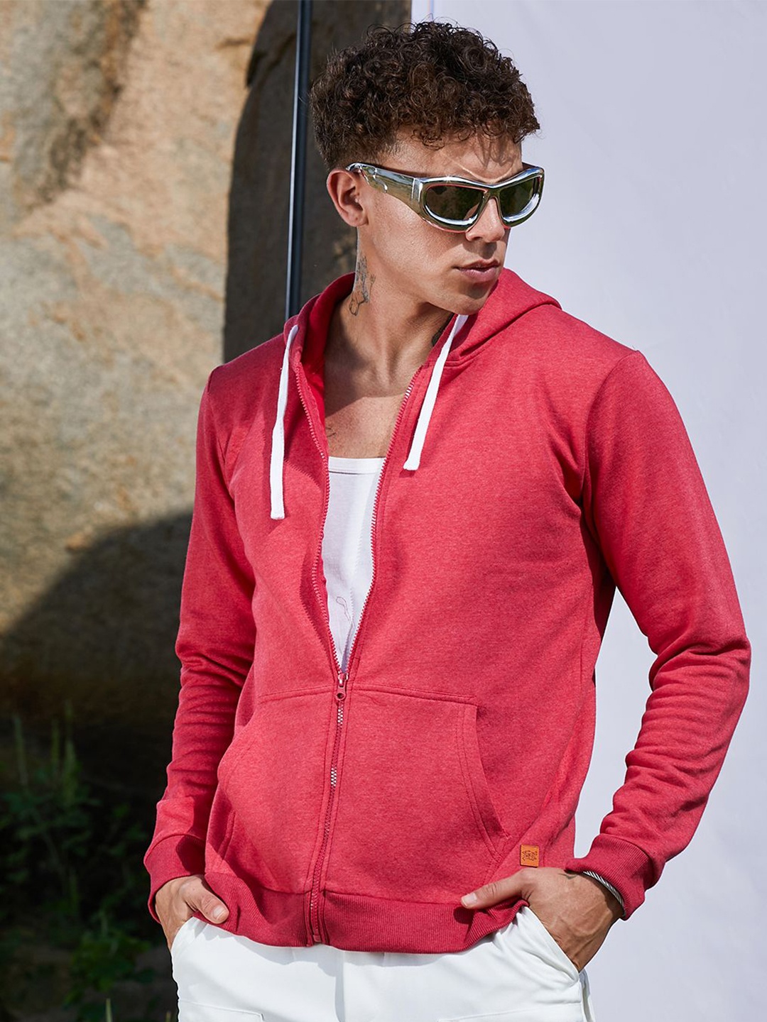 

Campus Sutra Men Cotton Hooded Sweatshirt, Red
