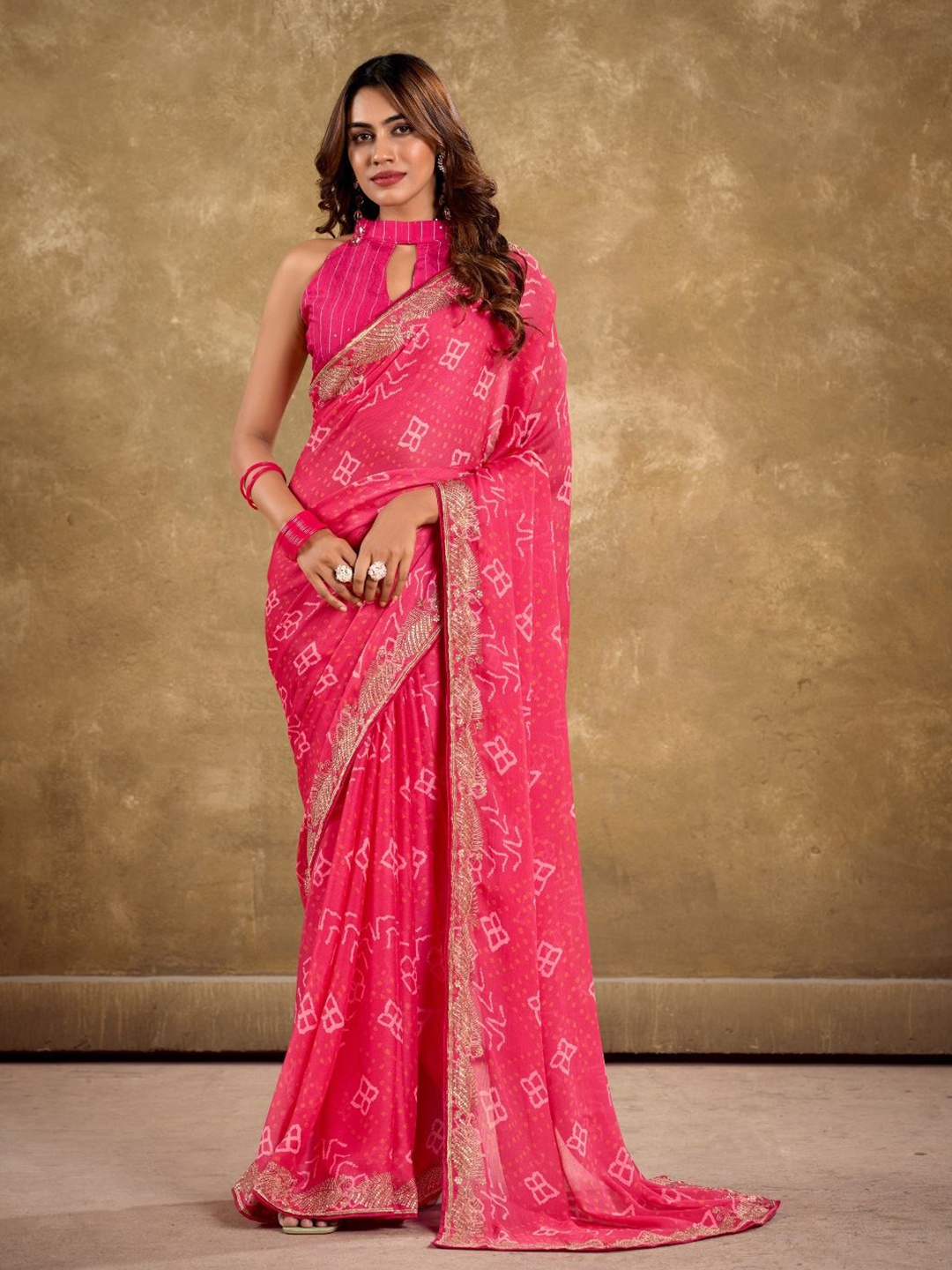 

CHUDIYA Embellished Sequinned Pure Chiffon Bandhani Saree, Fuchsia