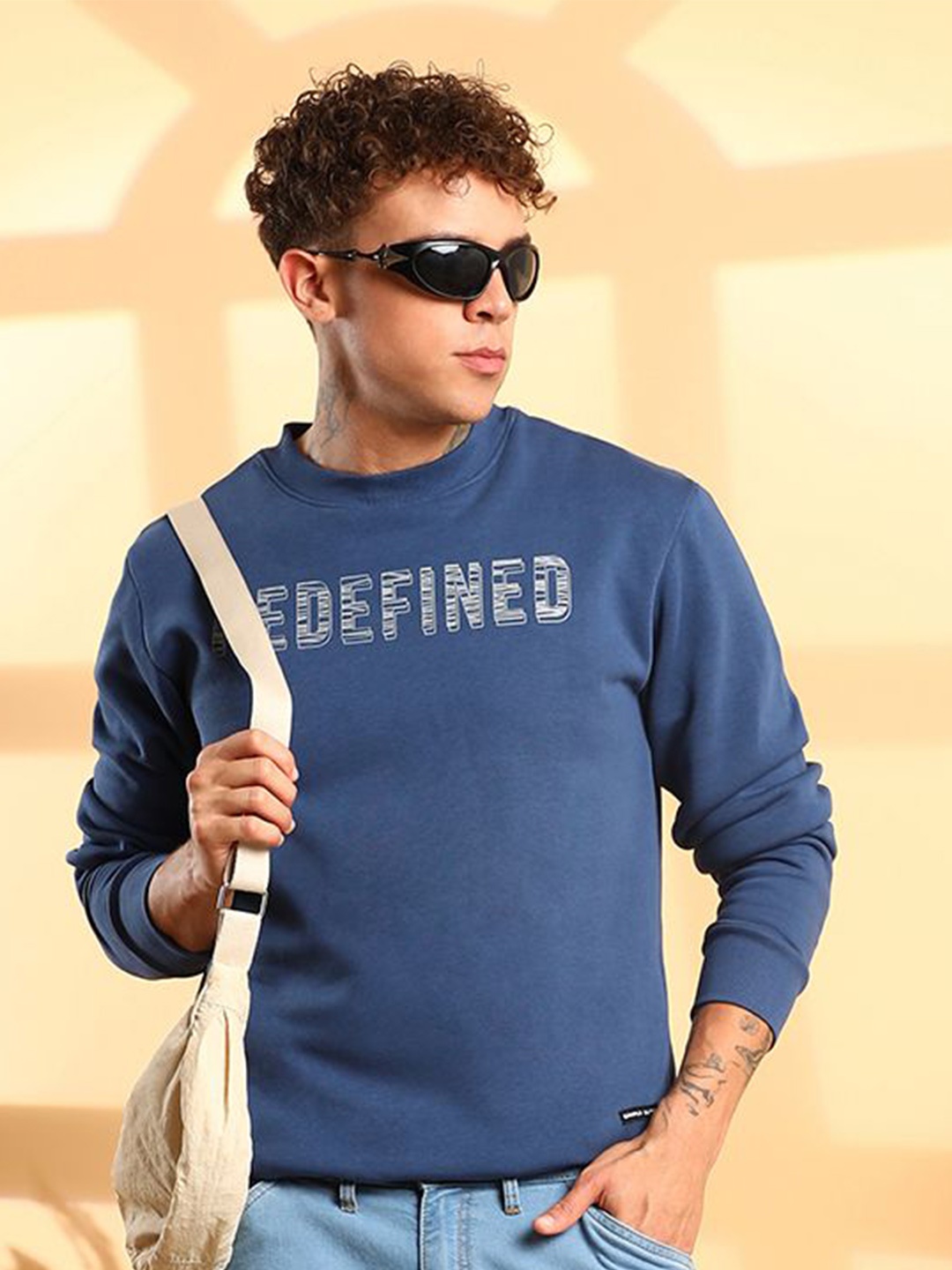 

Campus Sutra Men Printed Sweatshirt, Blue