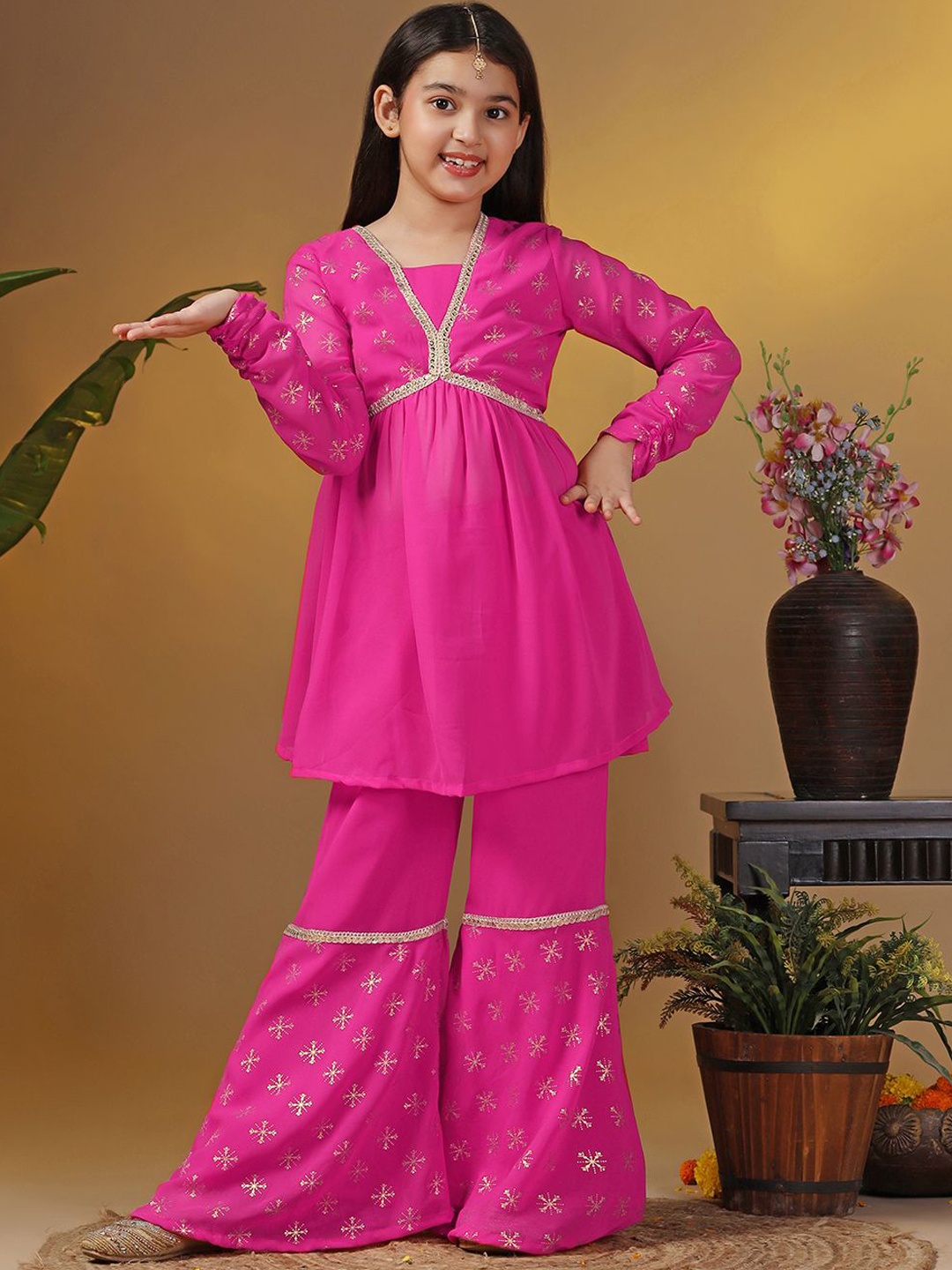 

FASHION DREAM Girls Ethnic Motifs Printed V-Neck Gotta Patti A-Line Kurta With Sharara, Pink