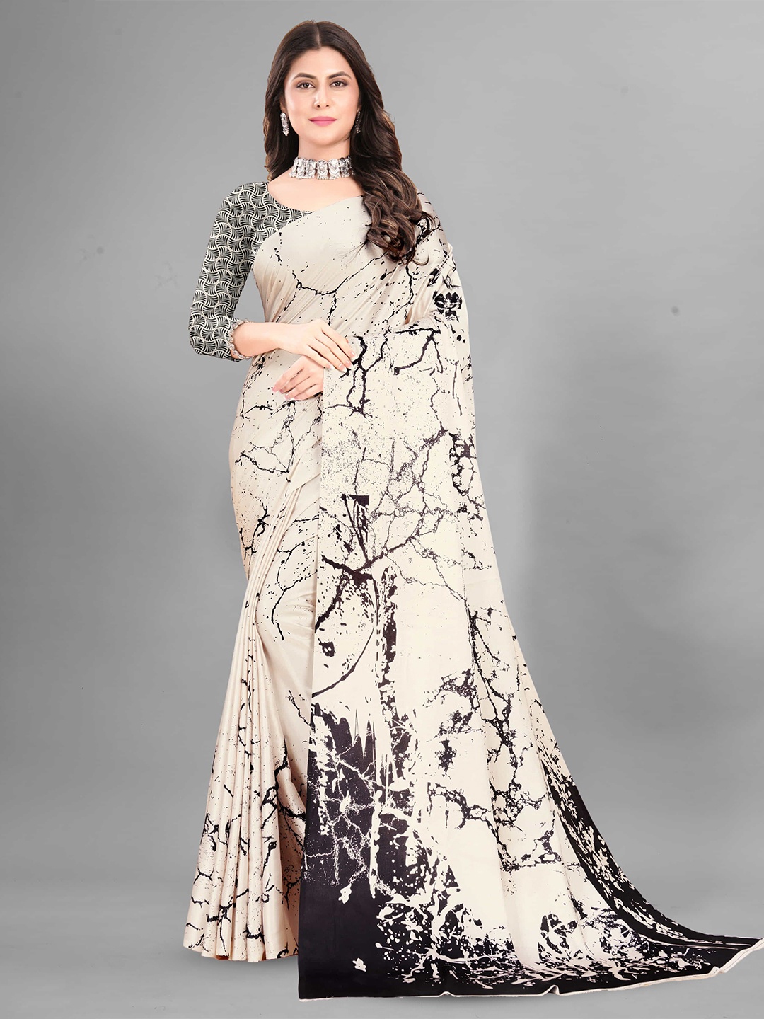 

V3 FASHION STUDIO Ethnic Motifs Satin Saree, Pink