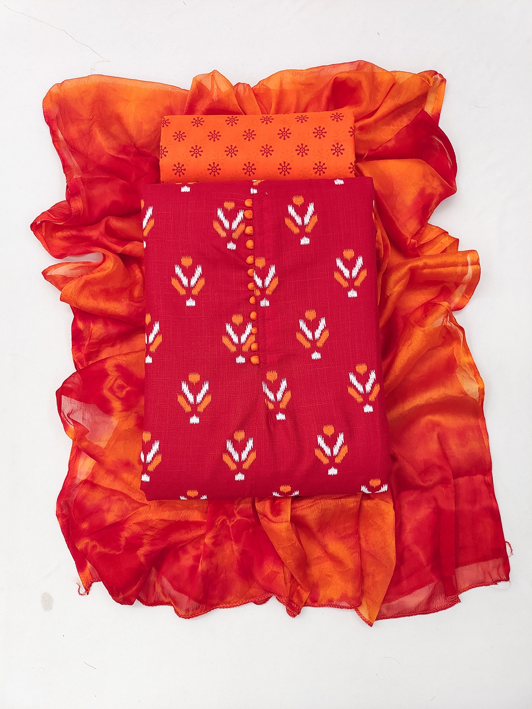 

Maroosh Floral Printed Unstitched Dress Material, Red