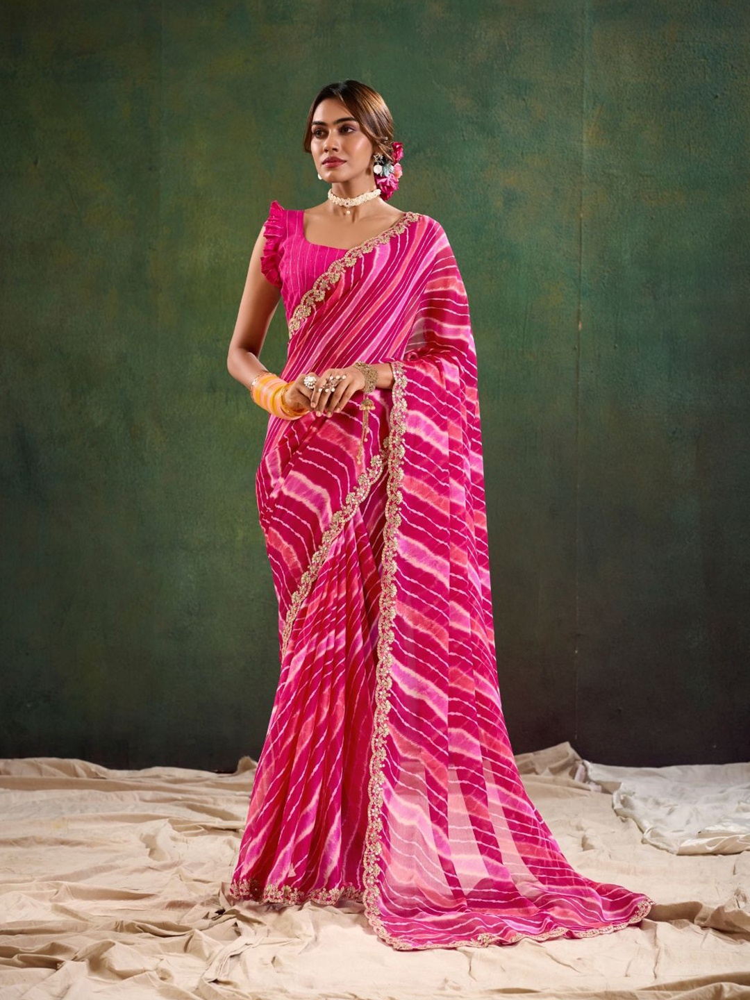 

CHUDIYA Leheriya Embroidered Pure Chiffon Leheriya Saree, Pink