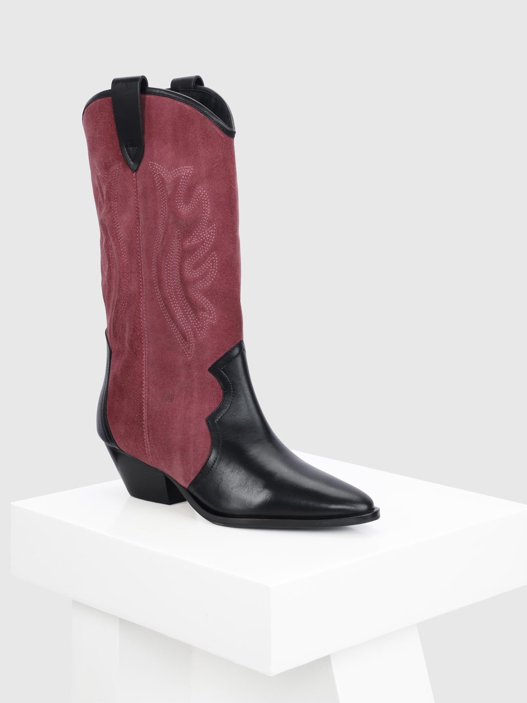 

Oroh Women Colourblocked Casual Block-Heeled Cowboy Boots, Maroon