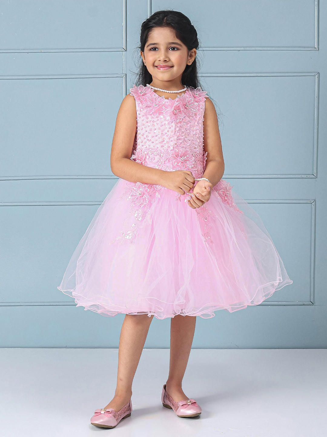 

Mark & Mia Pink Flutter Sleeve Fit & Flare Round Neck Dress
