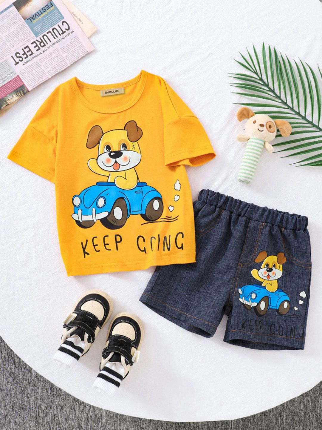 

INCLUD Girls Graphic Printed Round Neck T-shirt With Shorts, Yellow