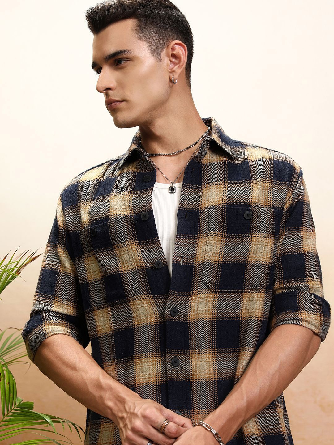 

Highlander Men Oversized Textured Dobby Checked Utility Pocket Overshirt, Navy blue