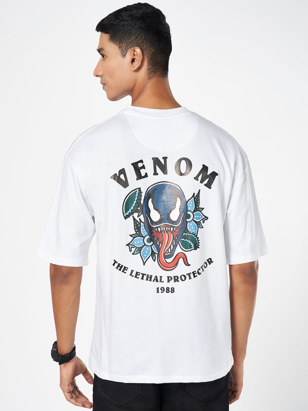 

SF JEANS by Pantaloons Men Graphic Printed Round Neck Cotton Relaxed Fit T-shirt, White