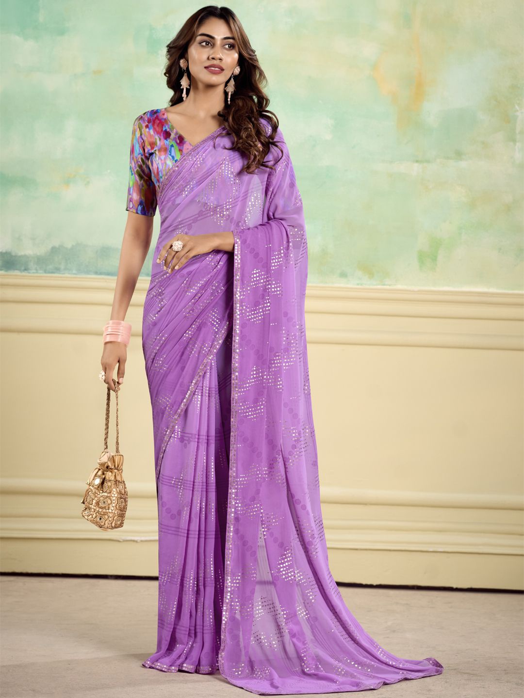 

CHUDIYA Embellished Sequinned Pure Georgette Saree, Mauve