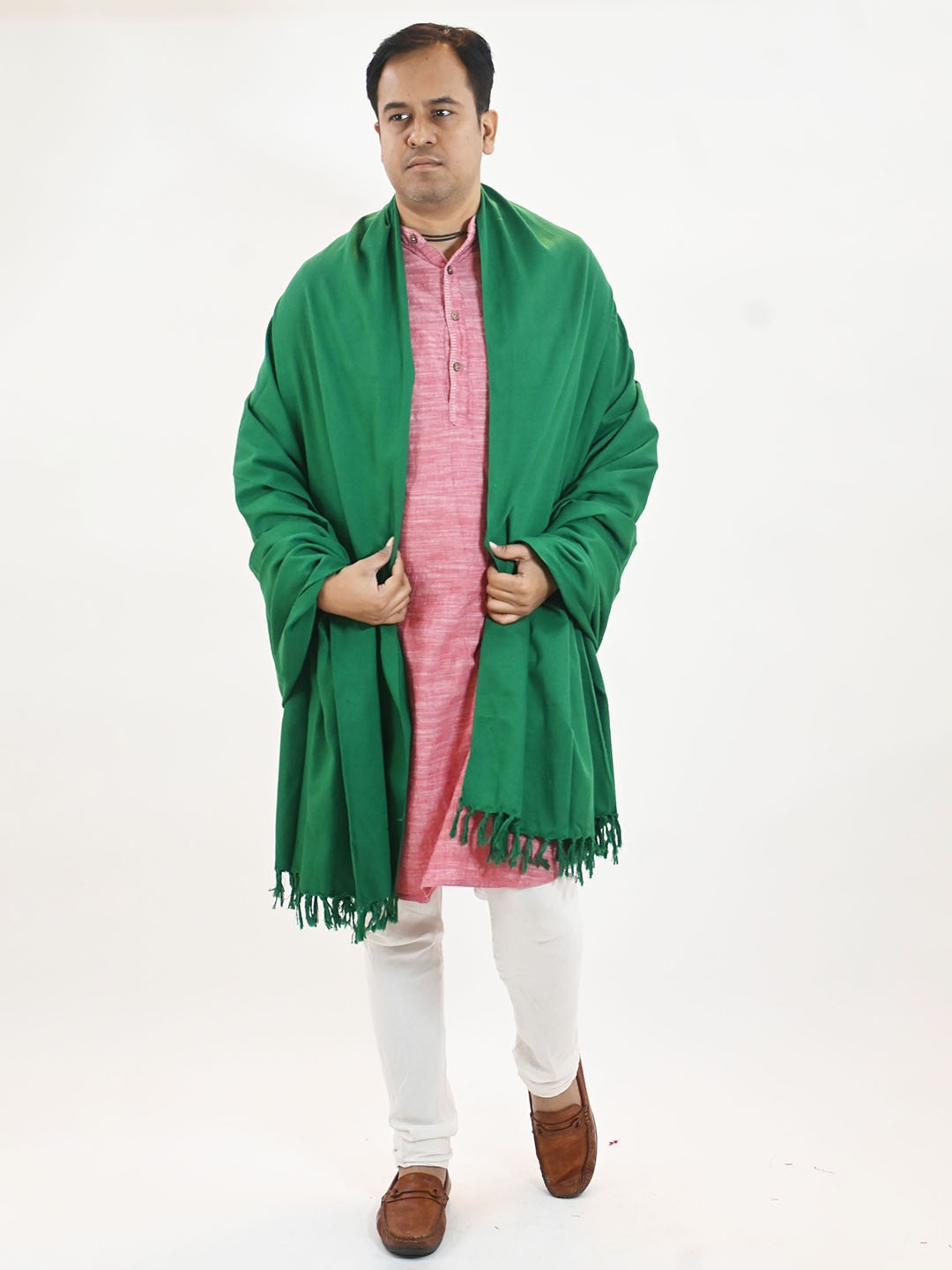 

Vrinde Tasselled Border Pure Woollen Shawl, Green