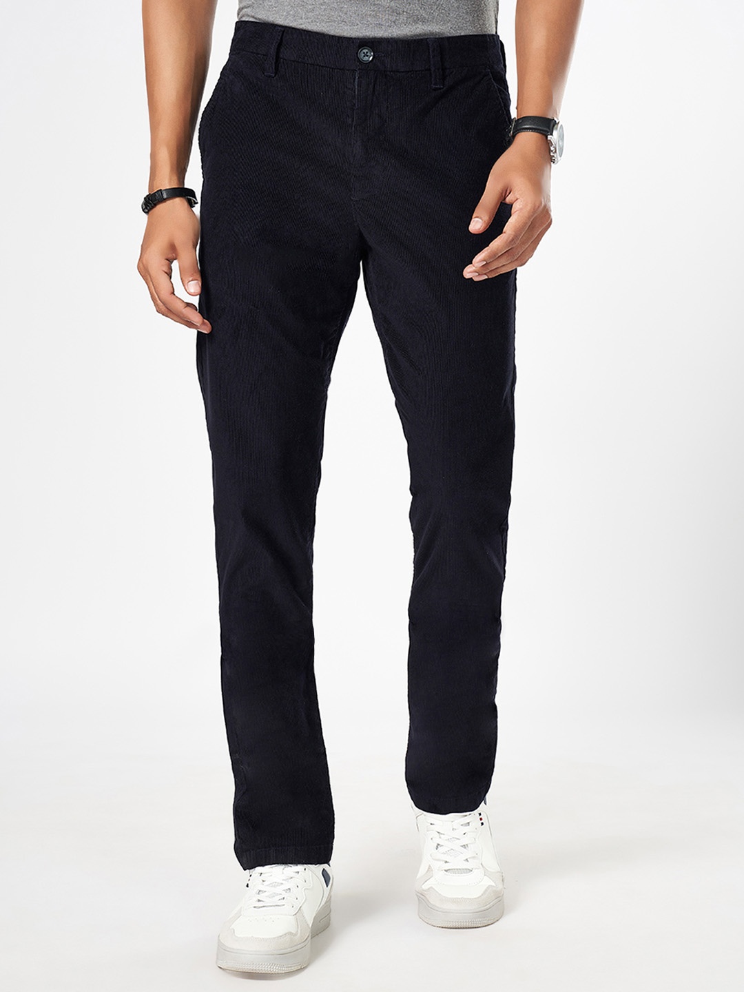 

BYFORD by Pantaloons Men Slim Fit Mid-Rise Cotton Cargo Trousers, Navy blue