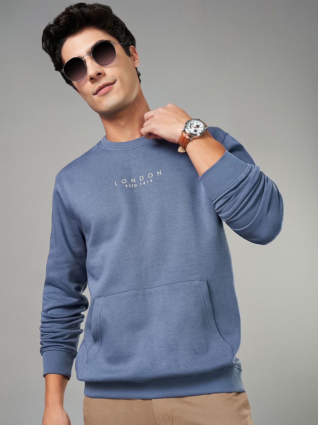 

BYFORD by Pantaloons Men Solid Sweatshirt, Blue