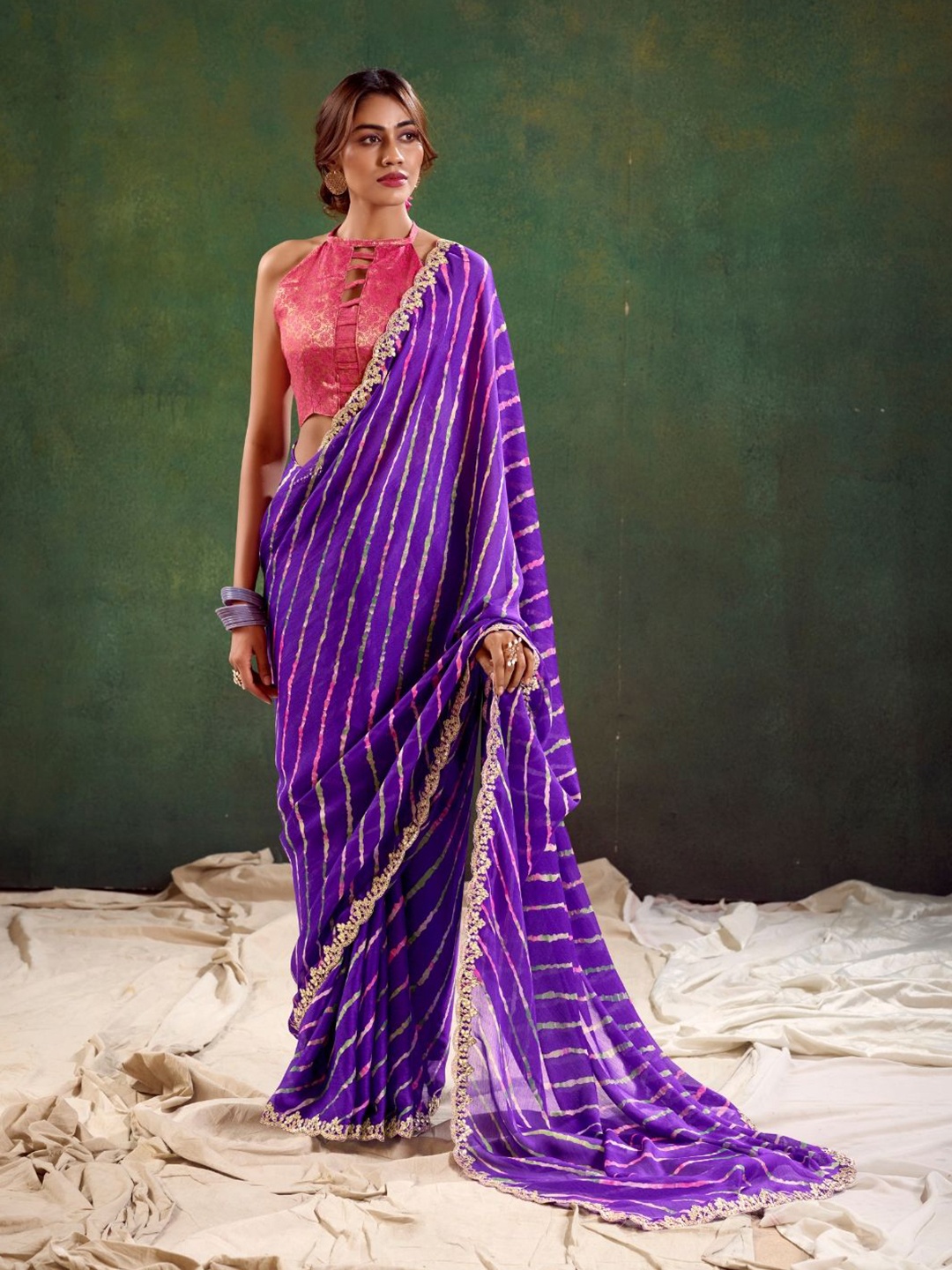 

CHUDIYA Leheriya Embroidered Pure Chiffon Leheriya Saree, Violet