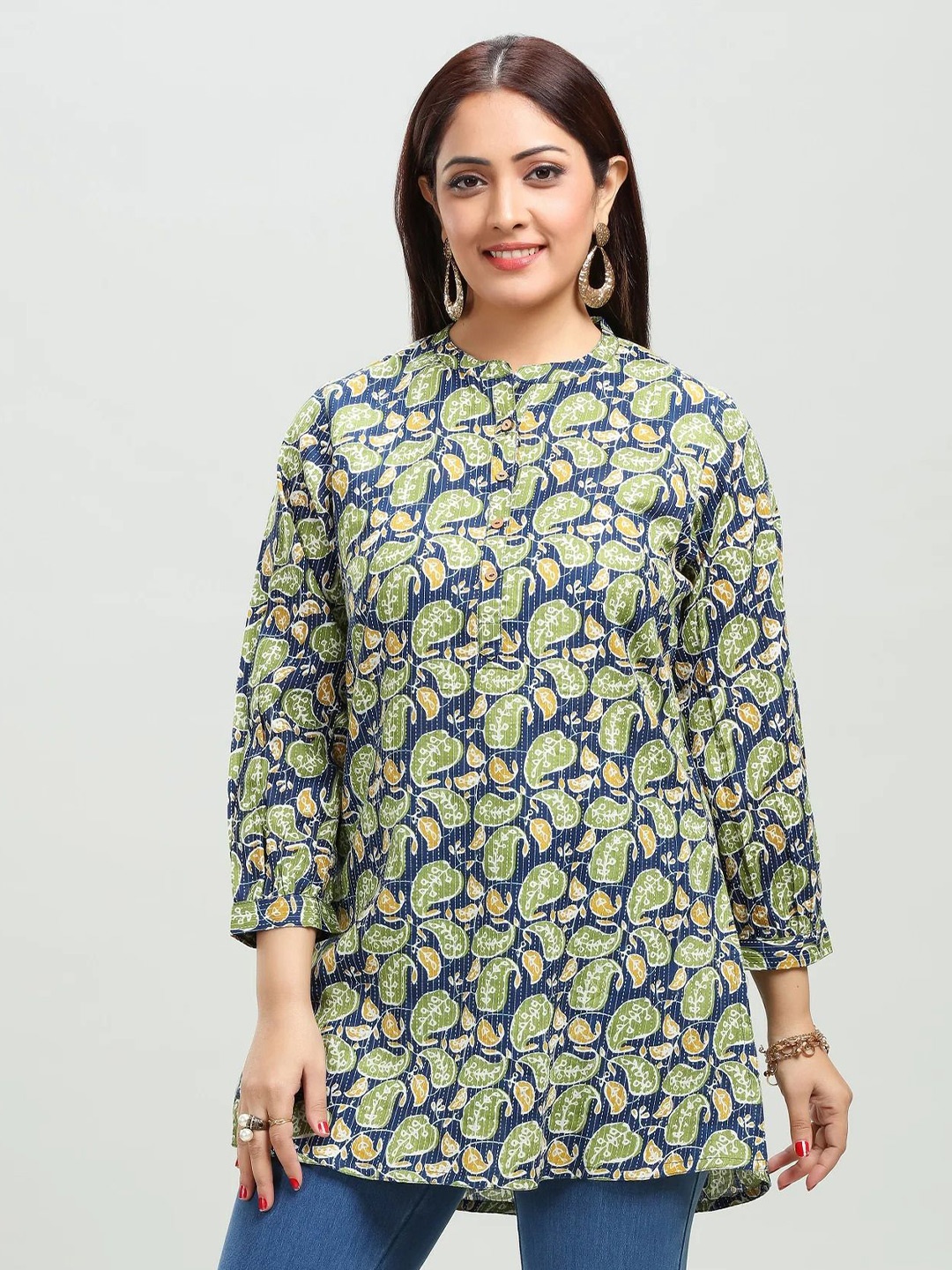 

COTTON CULTURE Women Paisley Printed Pure Cotton Kurti, Green