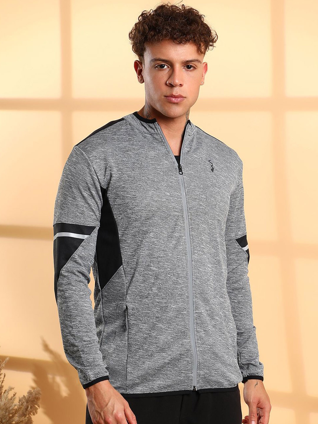 

Campus Sutra Men Mock Collar Colourblocked Casual Bomber Jacket, Grey