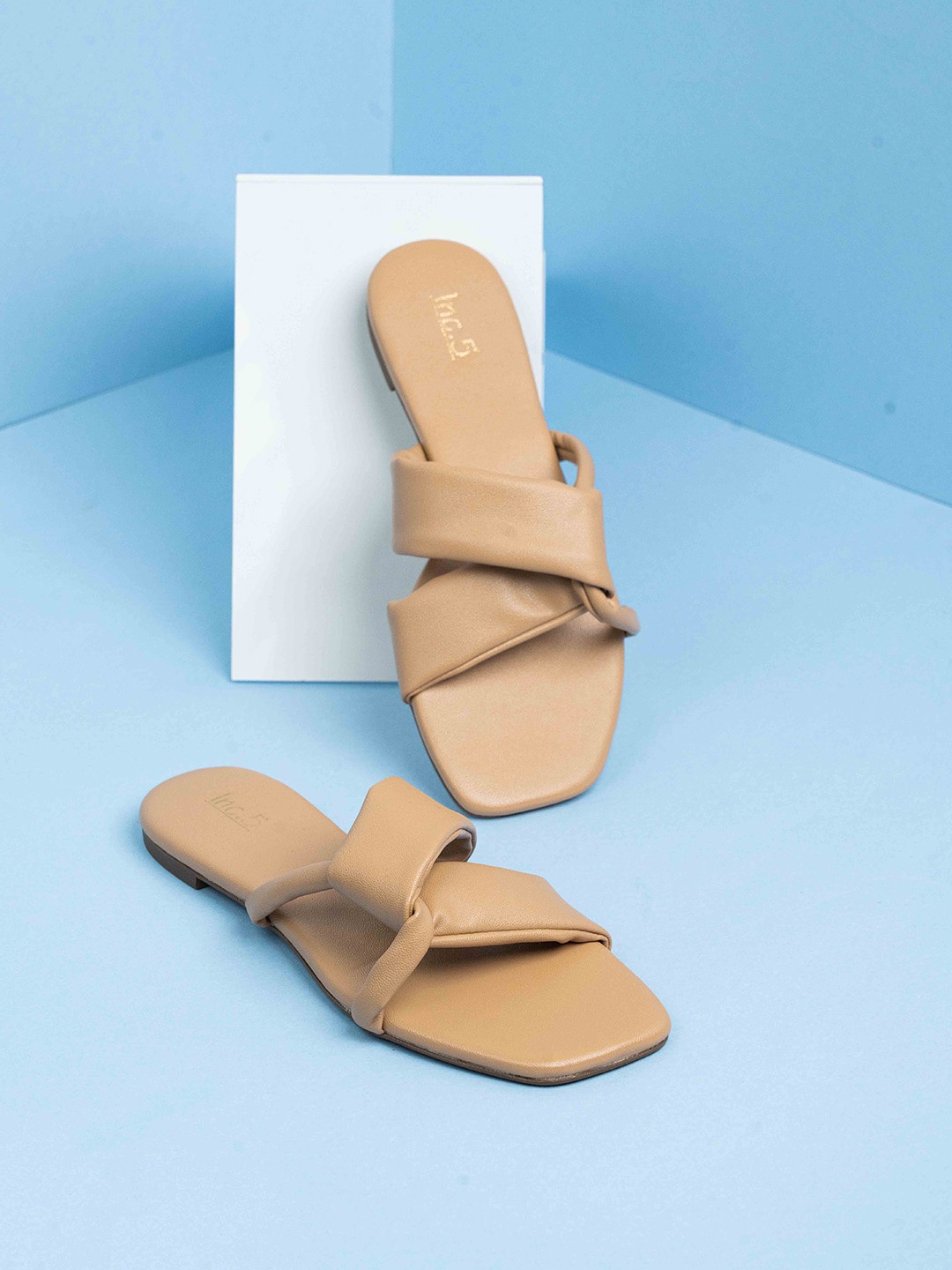 

Inc 5 Women Open Toe Flats, Beige