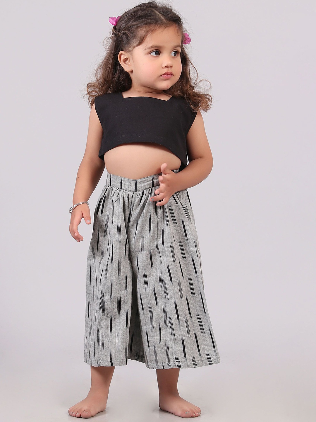 

TJORI Girls Printed Top With Trousers Set, Grey