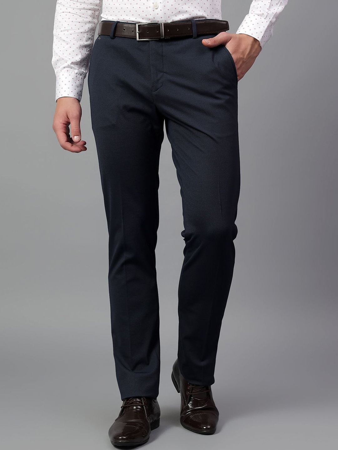 

Cantabil Men Trousers, Navy blue